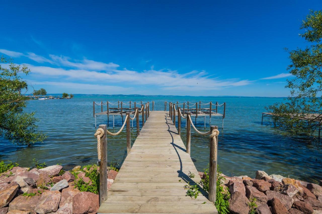 Anna Beach Villa Siofok Luaran gambar